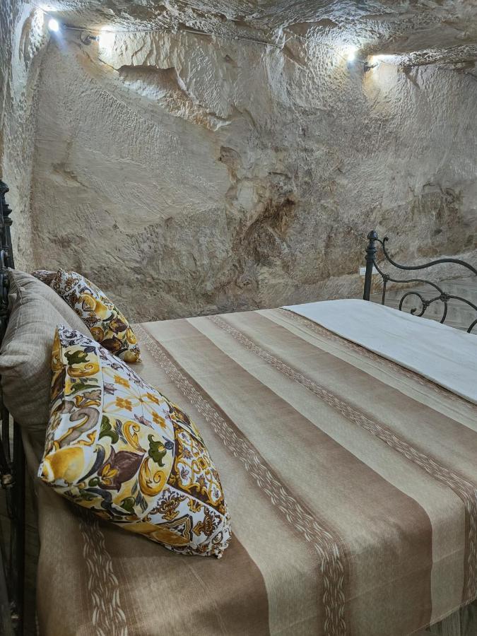 Petra Barocca Hotel Scicli Buitenkant foto